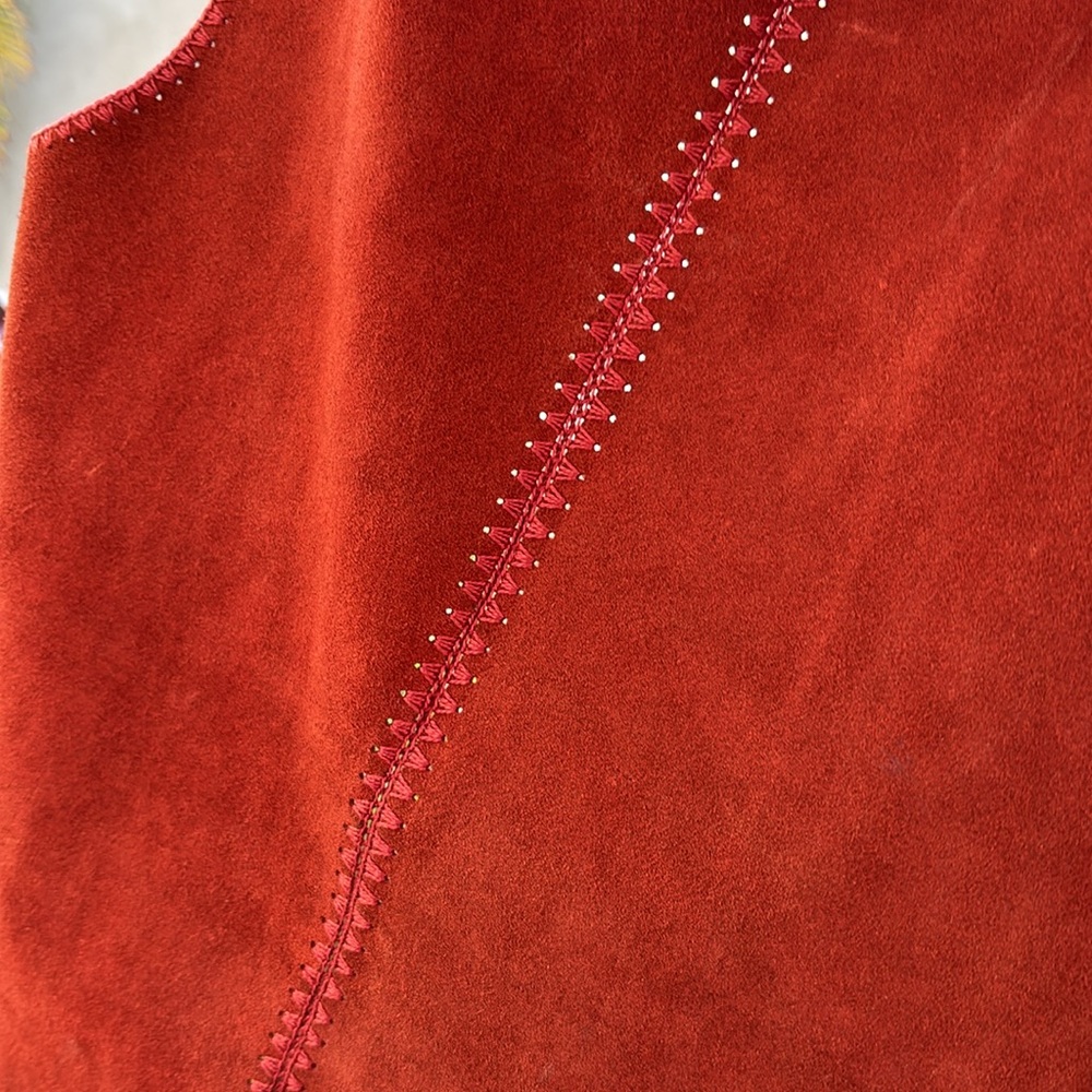 ❤️‍🔥Rare Vintage PUEBLO Navajo Suede Vest
Sm/M - Picture 14 of 15